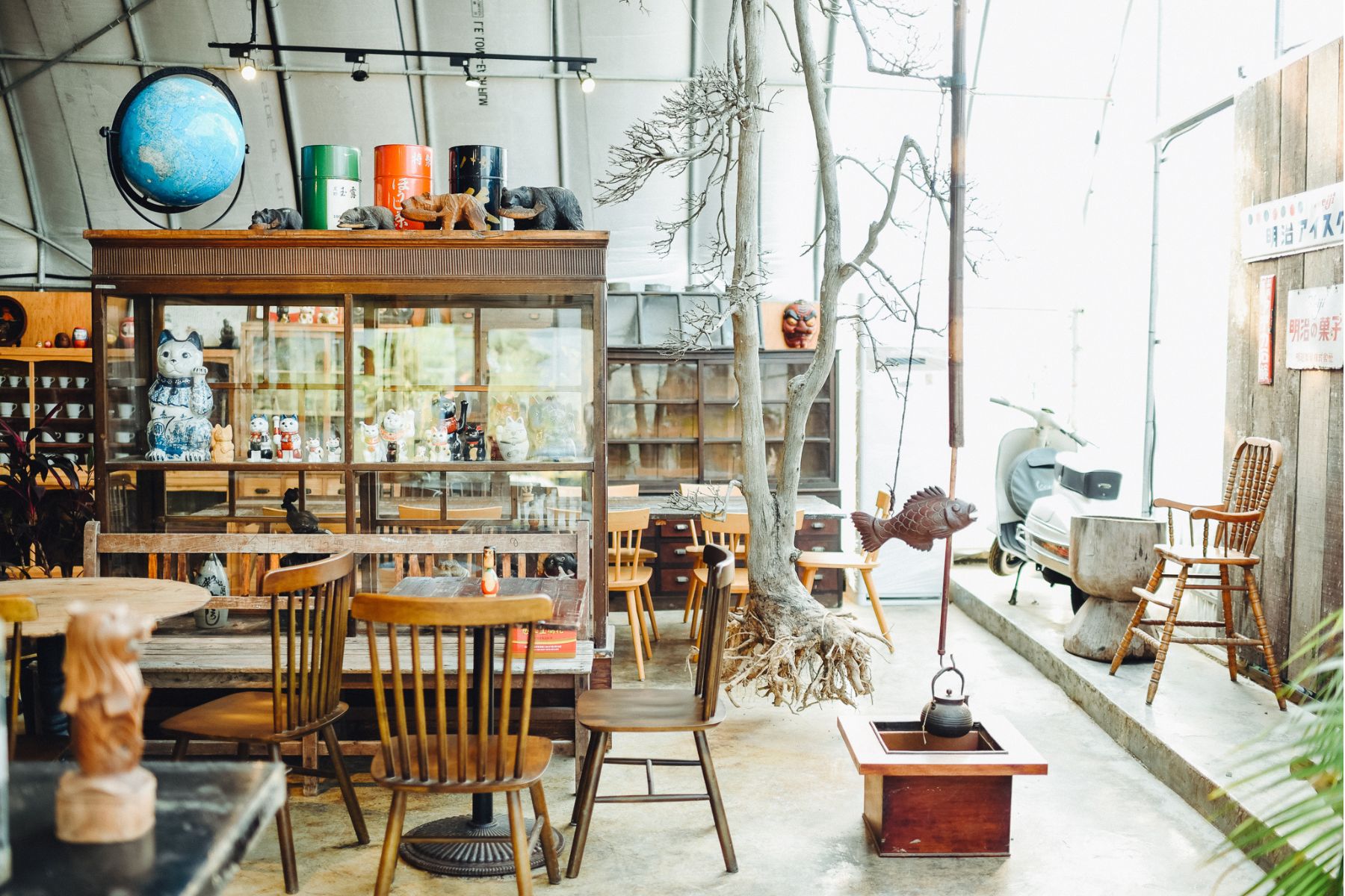 Merci裏山：咖啡、植物、古道具，藏身陽明山的生活美學實驗場